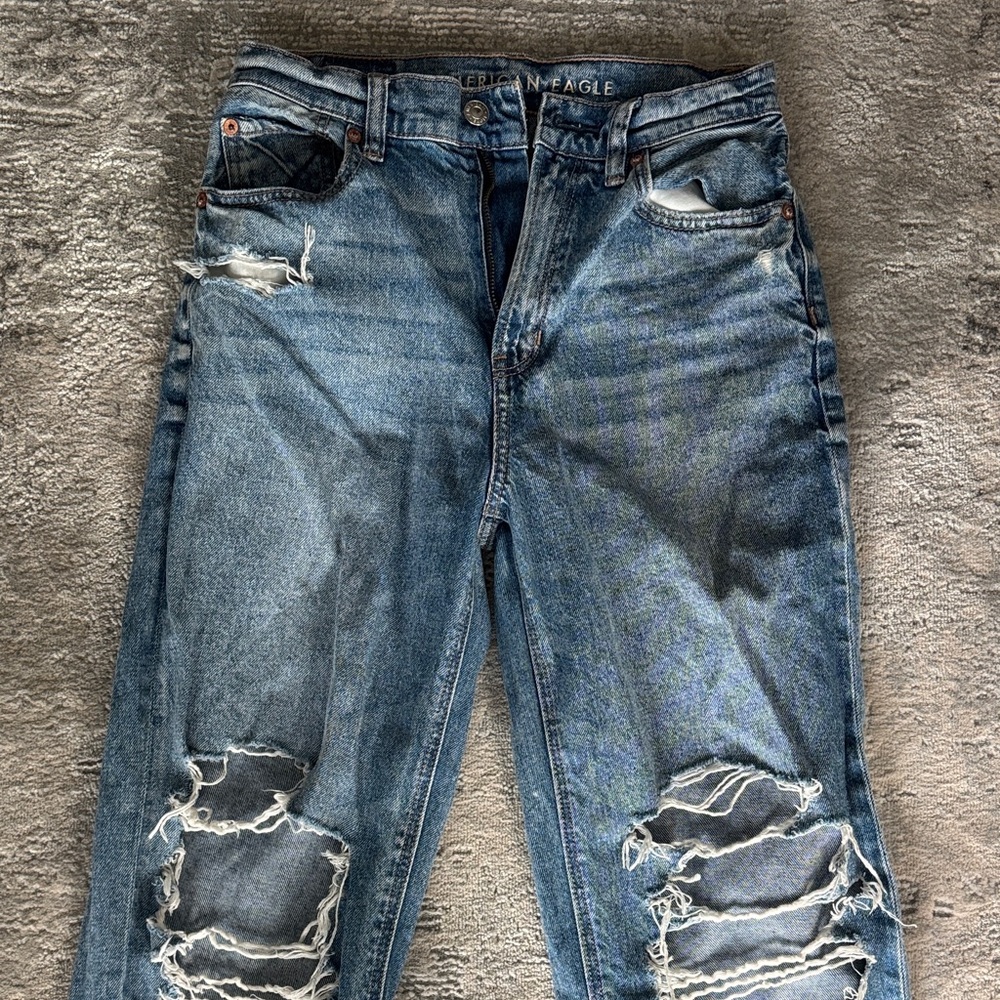 American Eagle Outfitters Men's Relaxed Ripped Blue Jeans